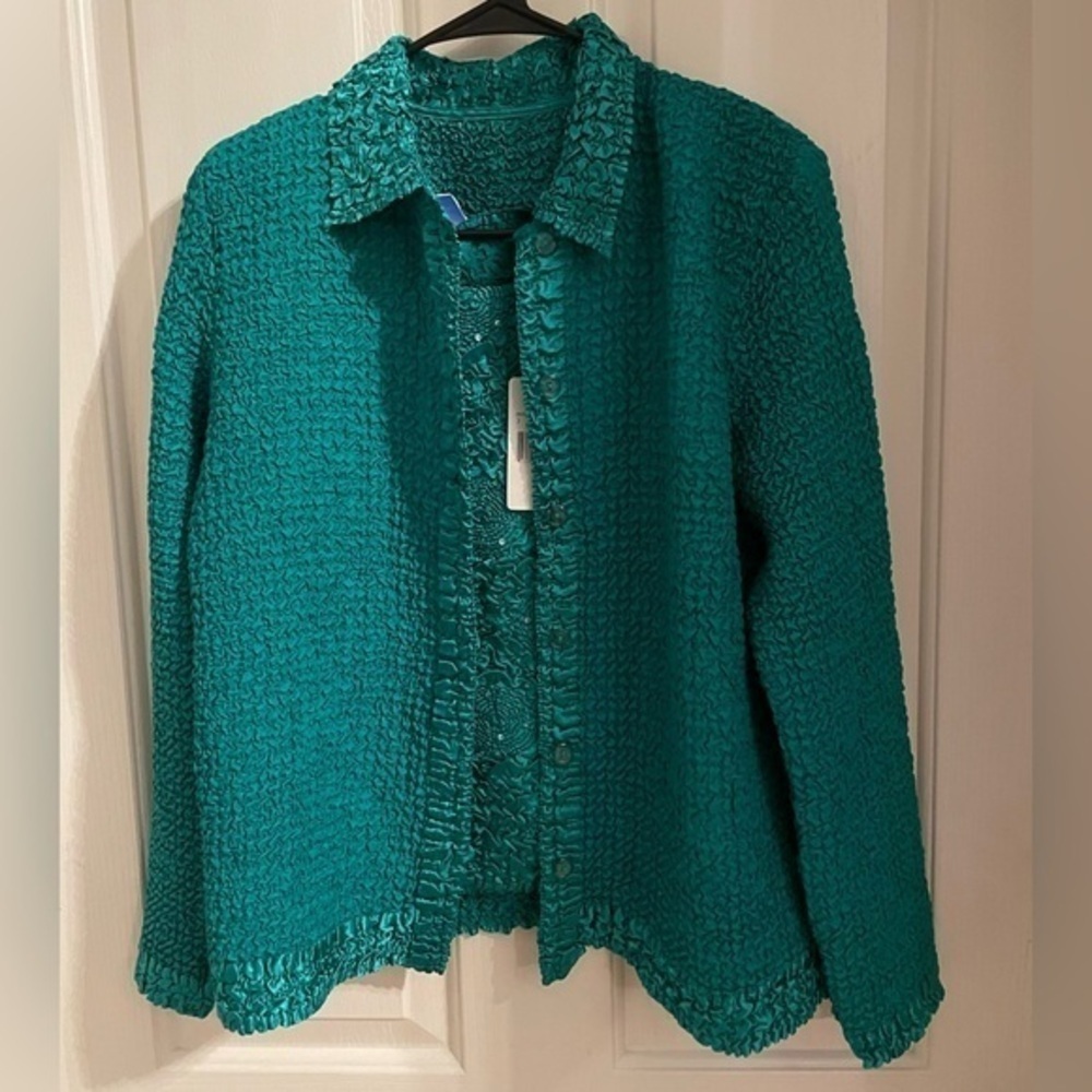 Tahari jacket and sleeveless top set, green, NWT, medium